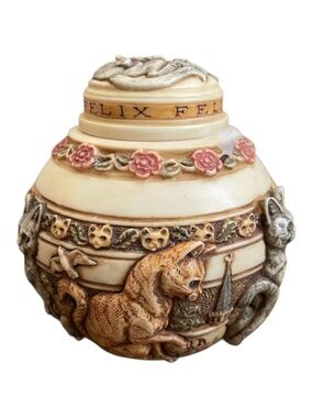 Harmony Kingdom Jardiana “Feline Felicity” Vintage Cat Trinket Jar Lidded Cache